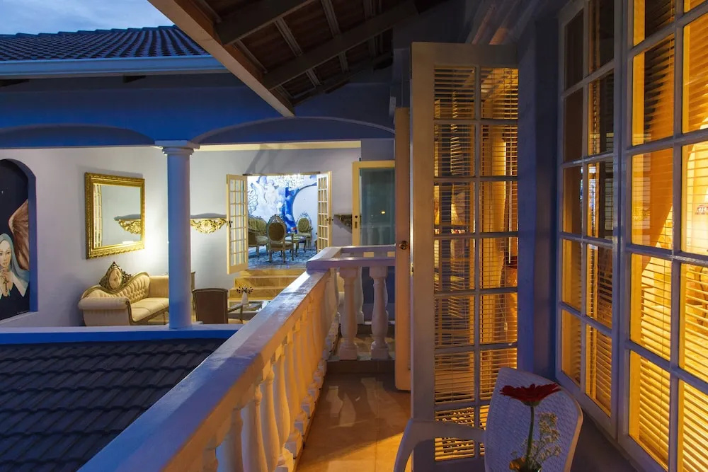 The Angels Place Boutique Hotel - Chambres