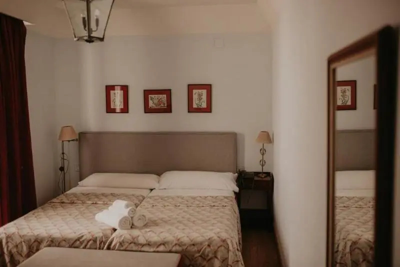 Hotel Posada de Valdezufre - Chambres