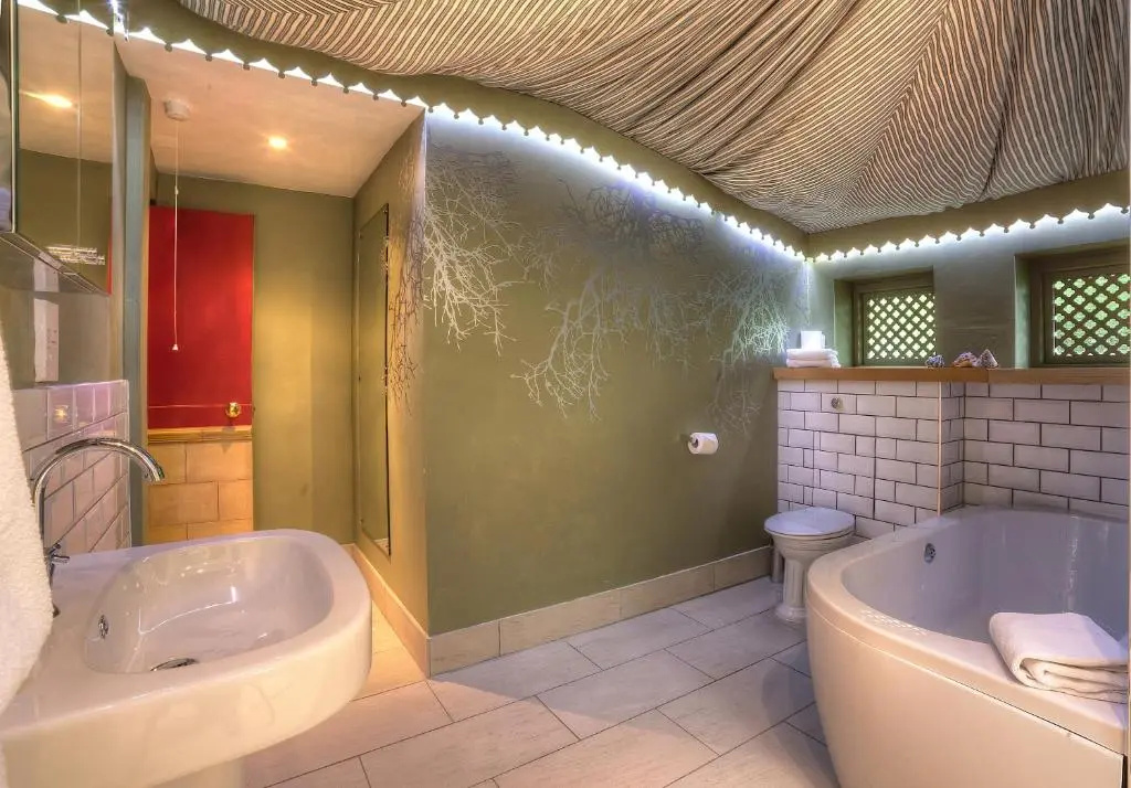 Luxury Suite