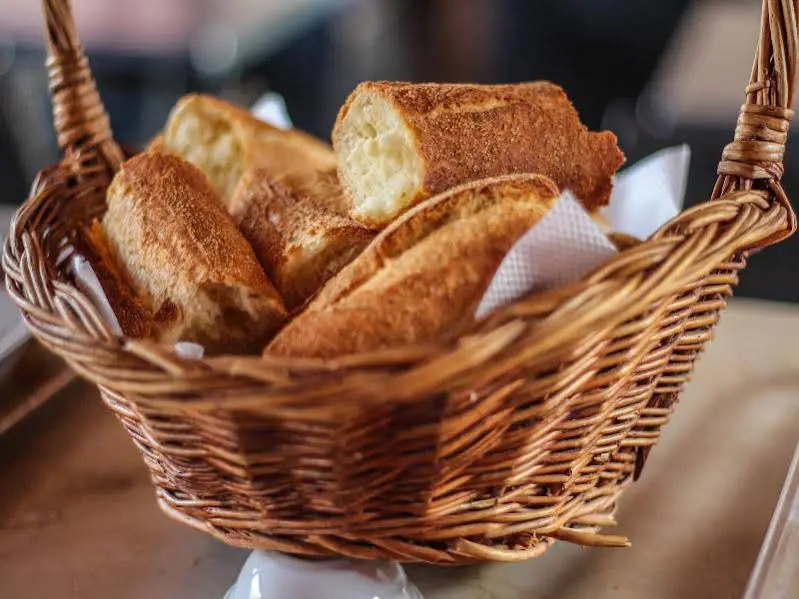 Food & Beverage
