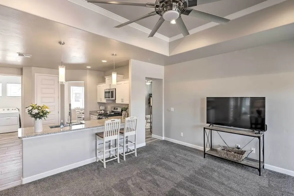 Idyllic Kingman Retreat With Yard - Near Hiking — фото 4