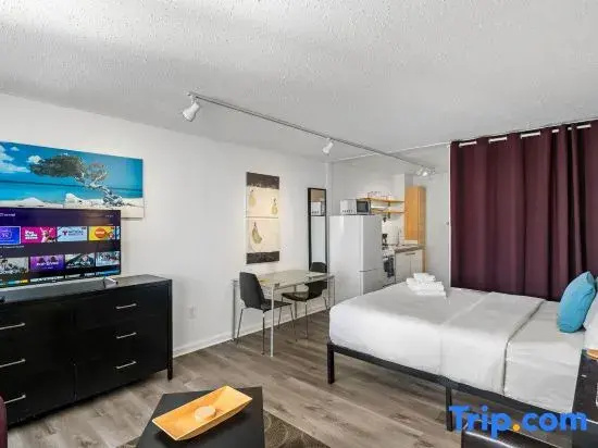 Studios On 25th by BCA Furnished Apartments Studio 02 B