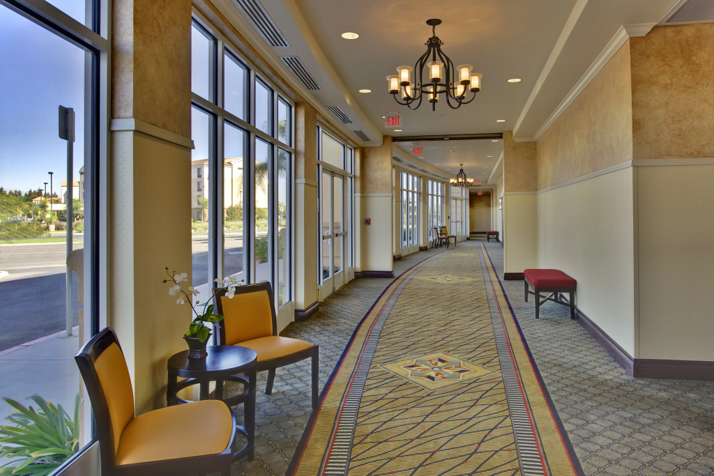 Holiday Inn & Suites Bakersfield by IHG - Général