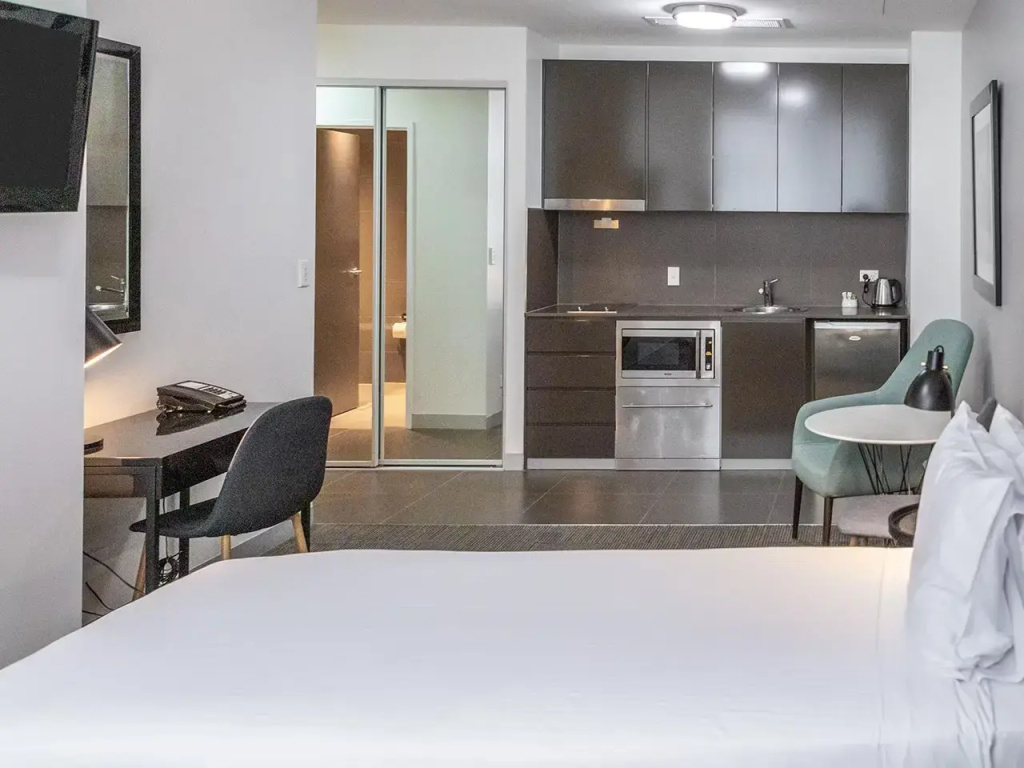 Standard Suite