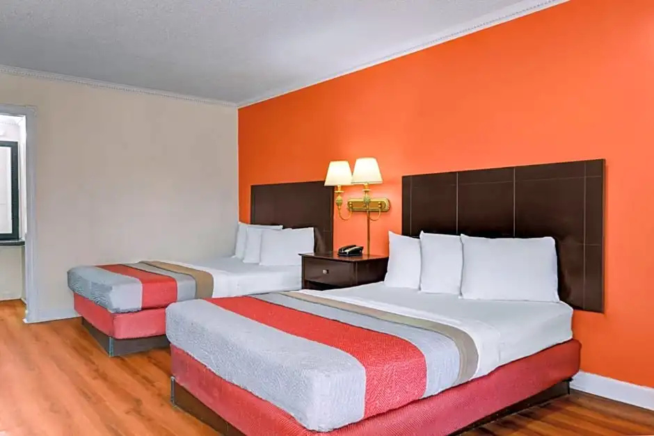 Deluxe Quadruple room