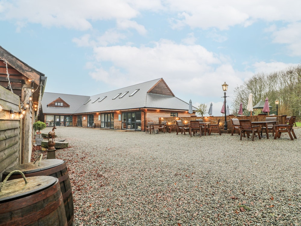 The Walnut Room - Windmill Country Retreats