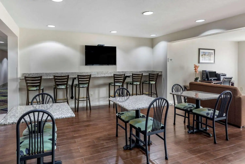 Hotel photo 30