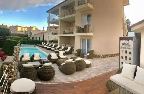 Hotel photo 6
