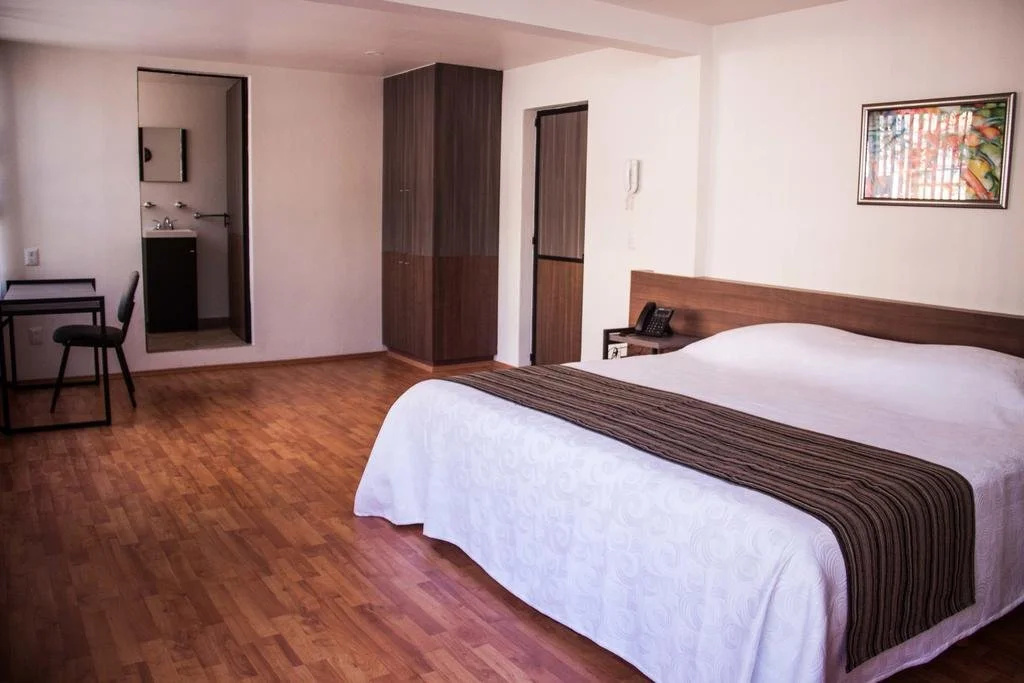 Hotel photo 2