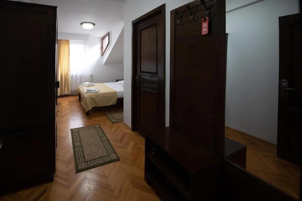 Pensiunea Arena - Chambres