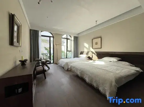 Comfort Double room (full double bed)
