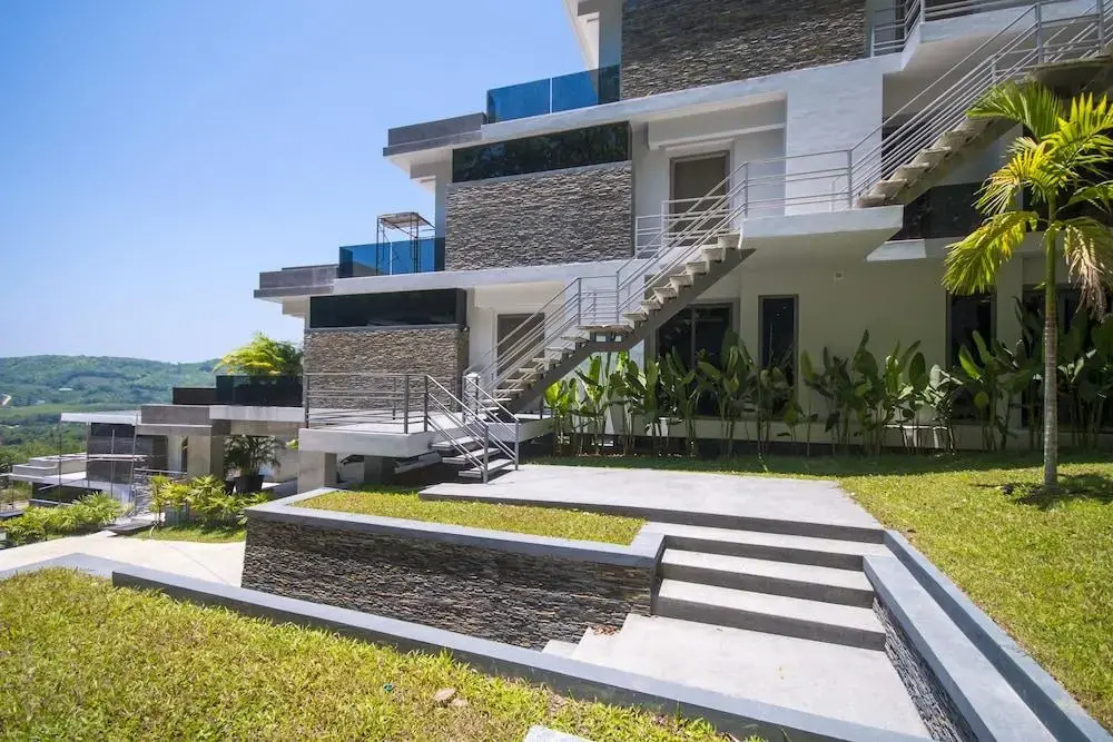 Luxury Hillside Residence at Bangtao