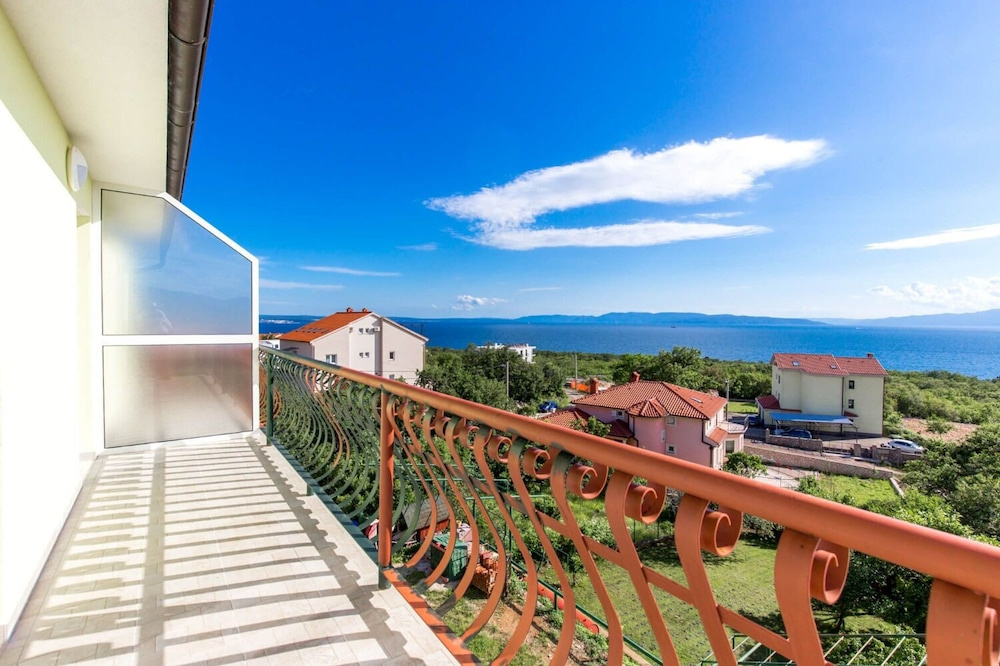 Apartments Kostrena