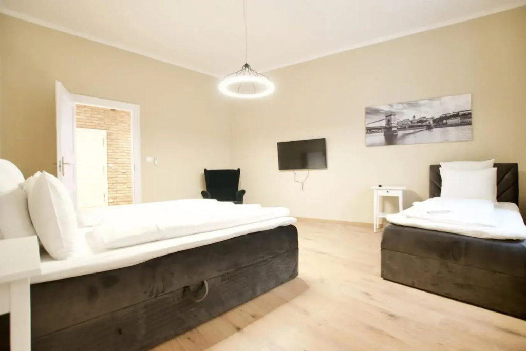 Premium Apartment by Hi5 - Ferenciek tere - 3 BDR