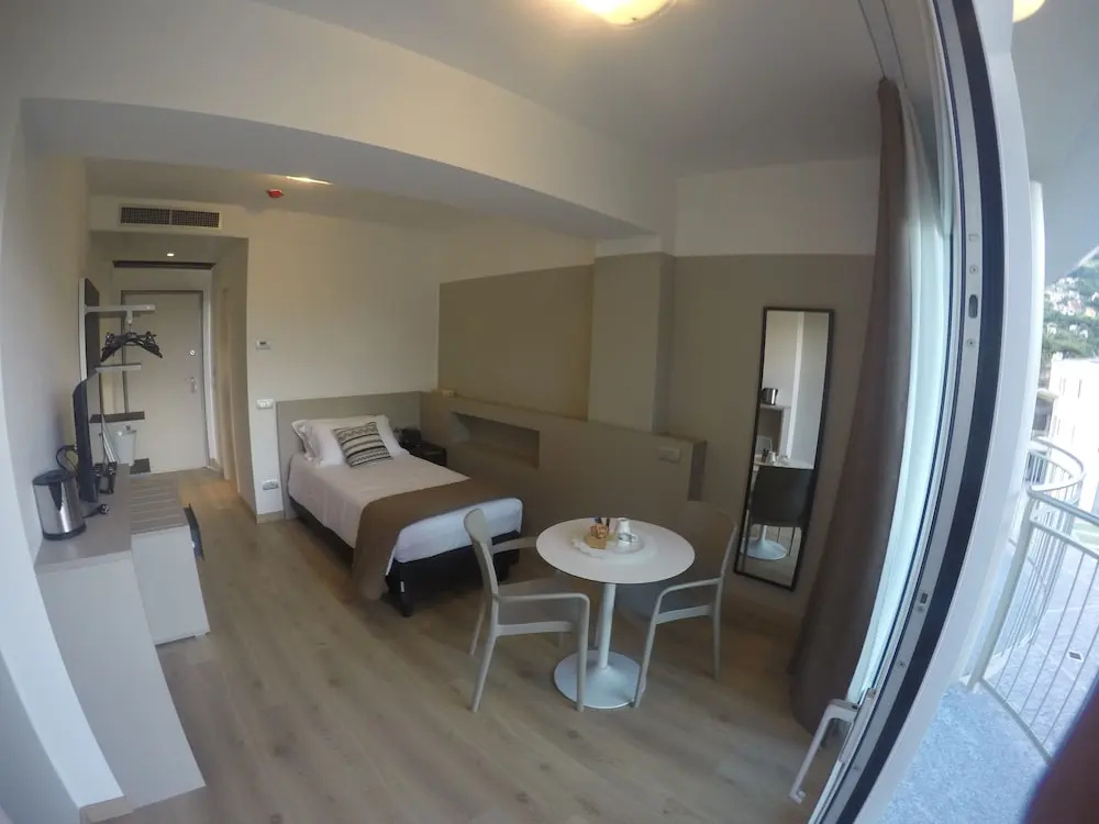 Standard room with balcony