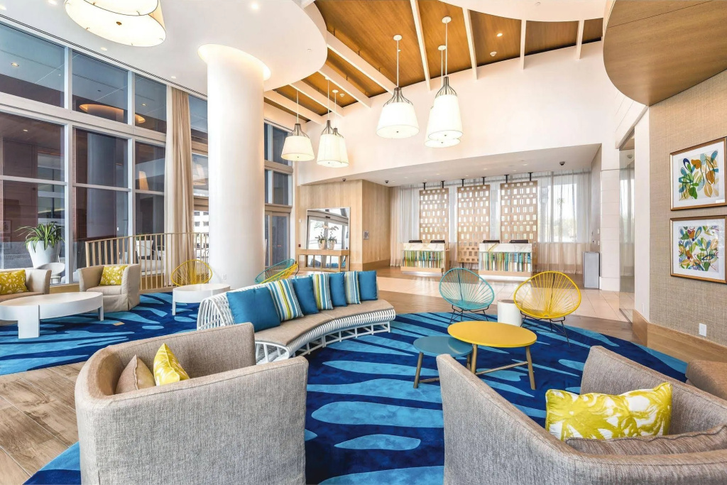 Lobby & Reception