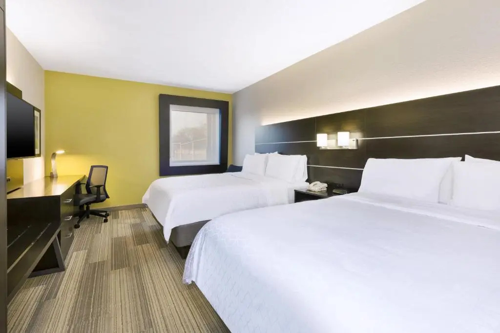 Holiday Inn Express Detroit-Warren/General Motors Technology Center - Chambres
