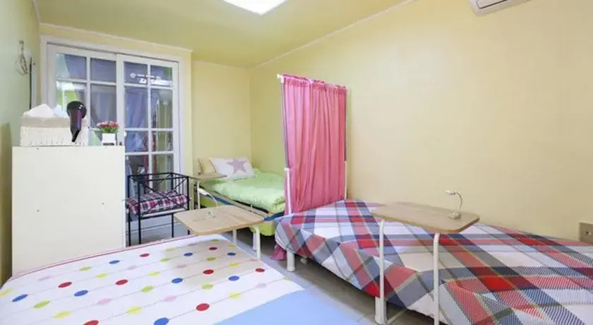 K-dol Guesthouse Female Only