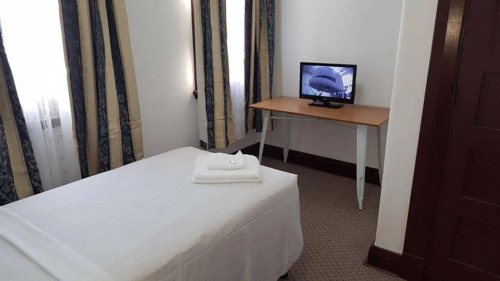 Hotel photo 12