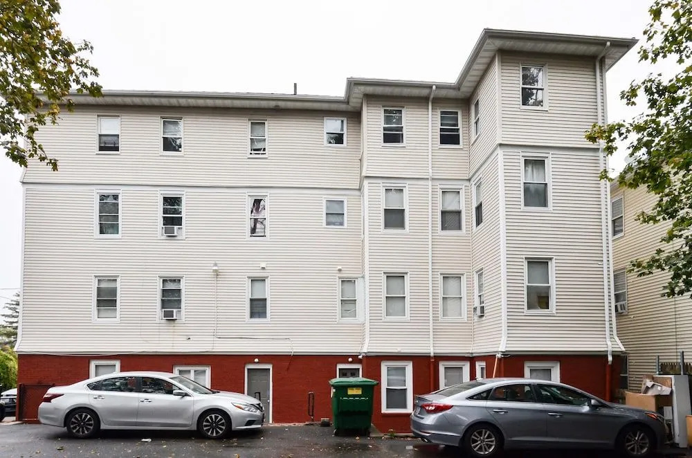 Modern2Bd Apartment