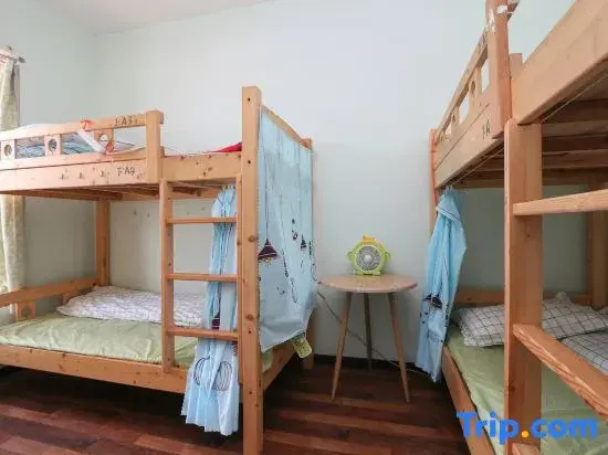 Bed in Dorm