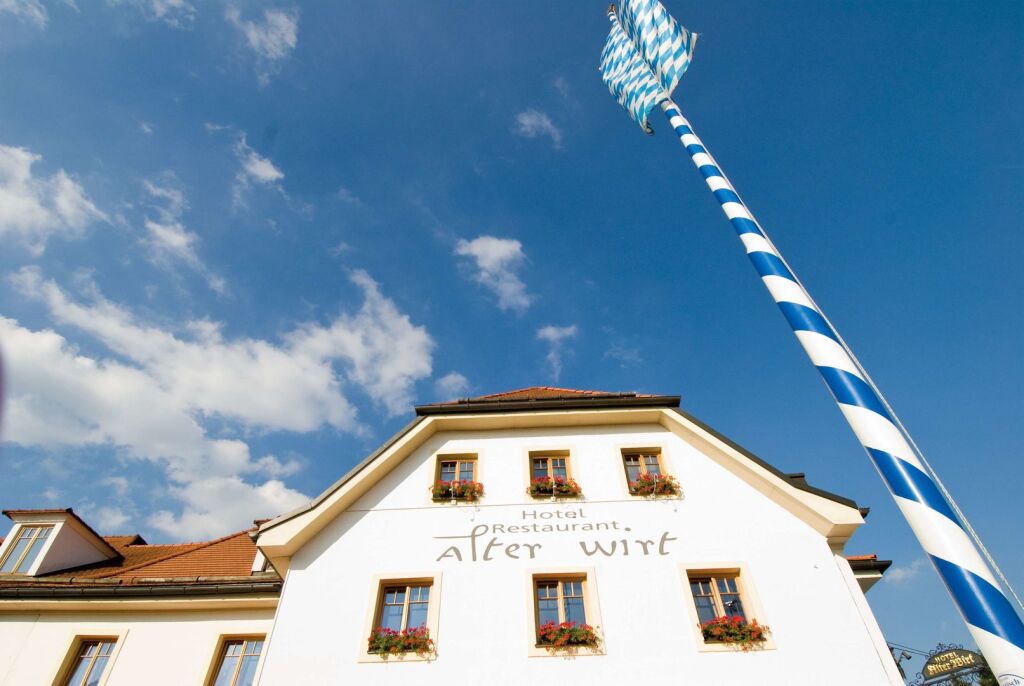 Alter Wirt in Grünwald | Bio-Restaurant & BIO-Hotel by null