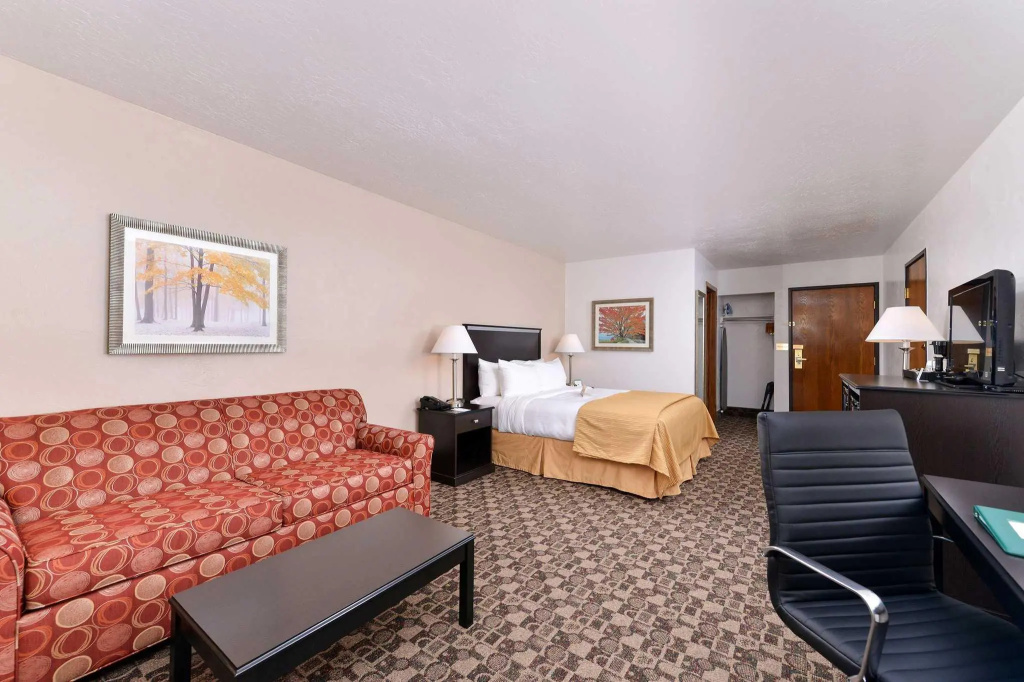 1 Bedroom Standard Double room (full double bed)