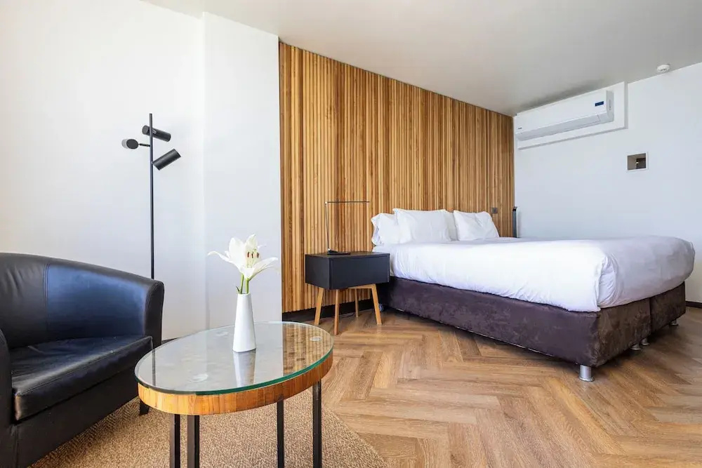 Standard Double room with ocean view (full double bed)