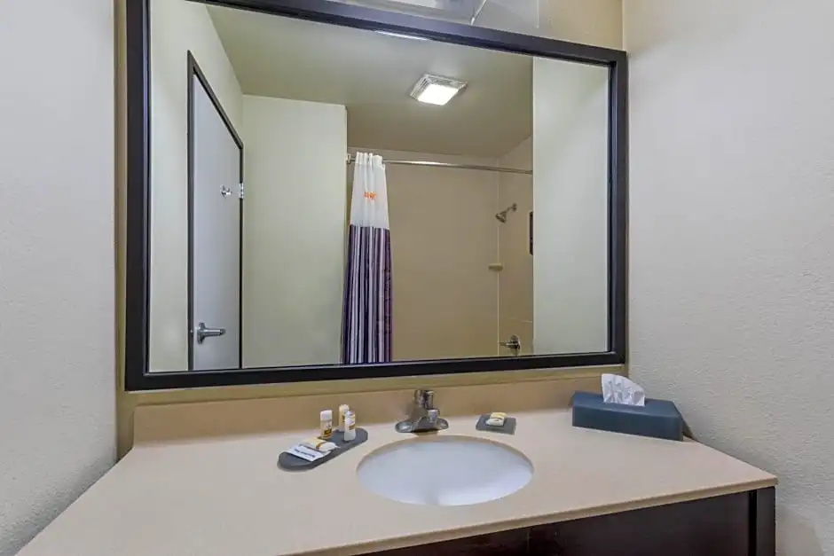 Baymont by Wyndham Henderson Northeast Denver - Chambres