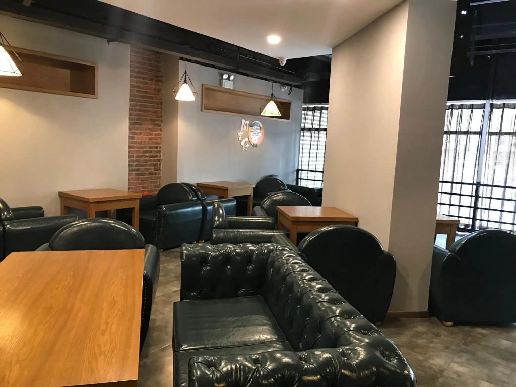 Отель James Joyce Coffetel Beijing Yizhuang Rongjing East Street Subway Station в Пекине