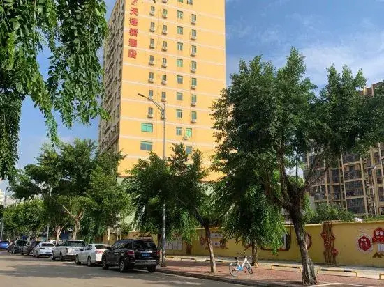 7-Day Chain Hotel (Haikou Jinniuling Park Branch)