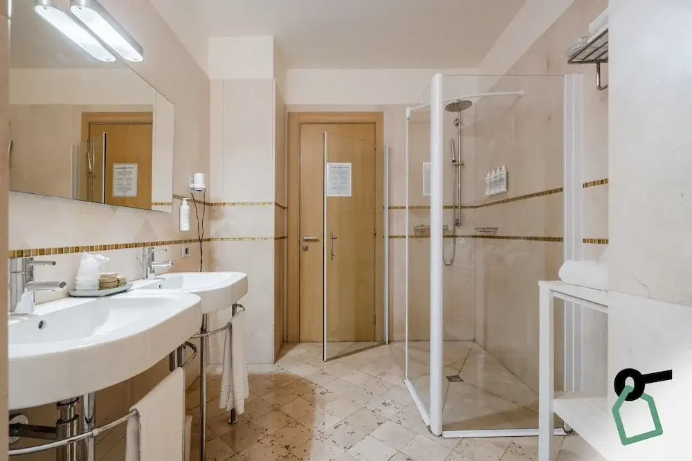 Hotel photo 42