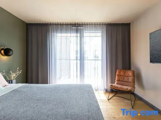 Superior Studio