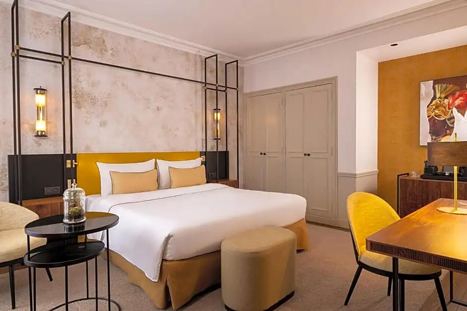 Victoria Palace Hotel Paris 97