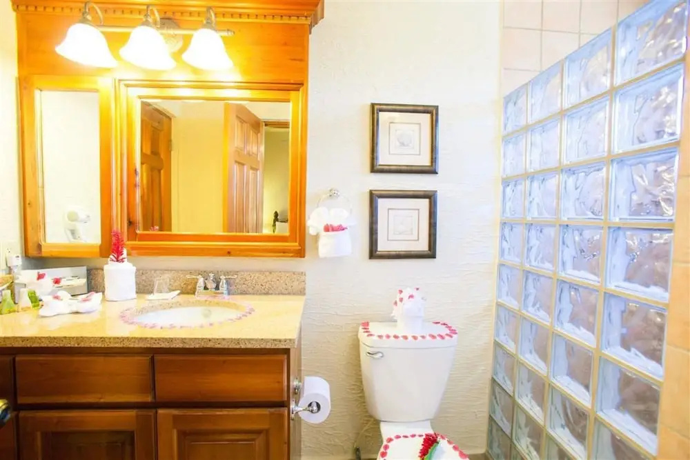 Clarion Suites Roatan at Pineapple Villas - Chambres