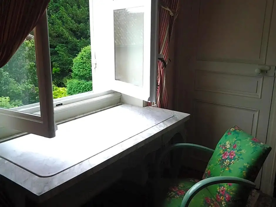 Balcony & Terrace