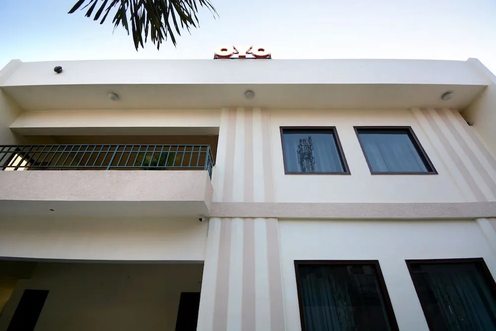 OYO 31031 Ds Royal Guest House