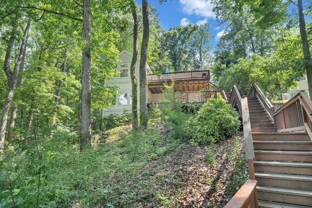 Reel Relaxed - Lakefront w/ Private Dock!