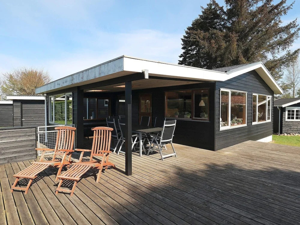 6 Person Holiday Home in Hadsund