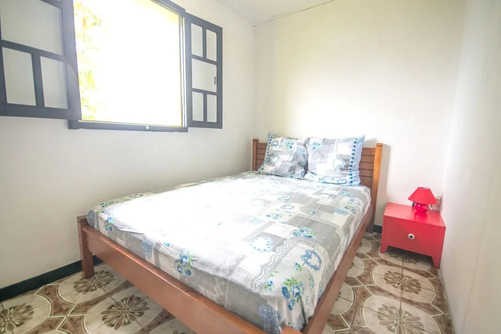 House With 4 Bedrooms in Cilaos, With Wonderful Mountain View, Enclosed Garden and Wifi - 4 km From the Slopes - фото 6