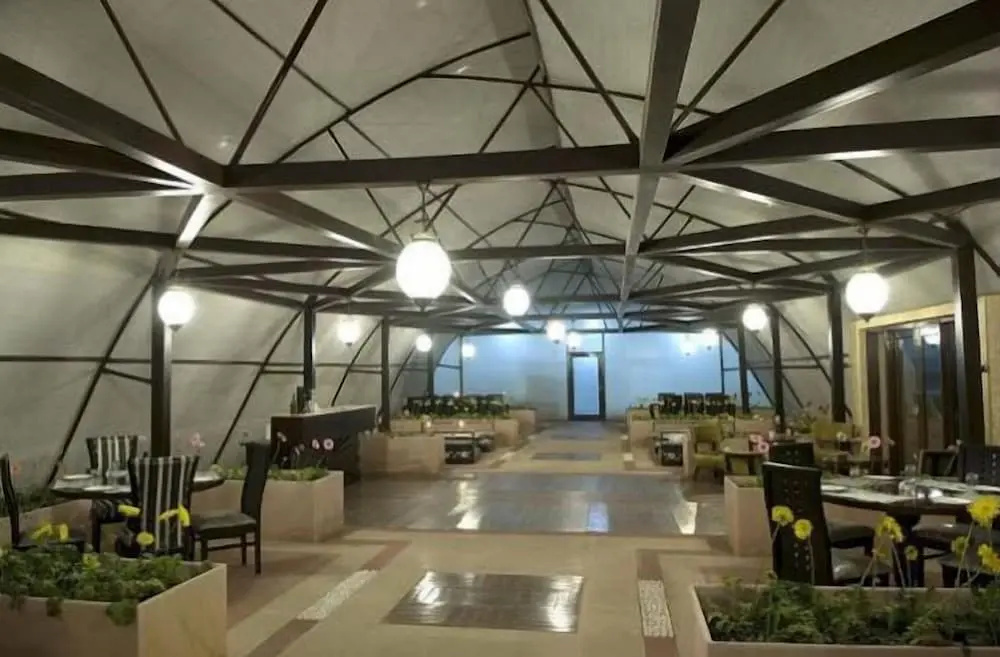 The Greenhouse Resort - Général