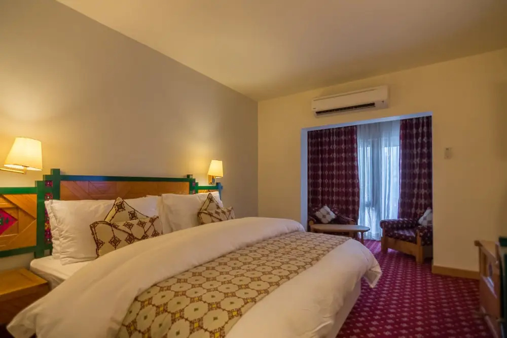 Gilgit Serena Hotel - Chambres