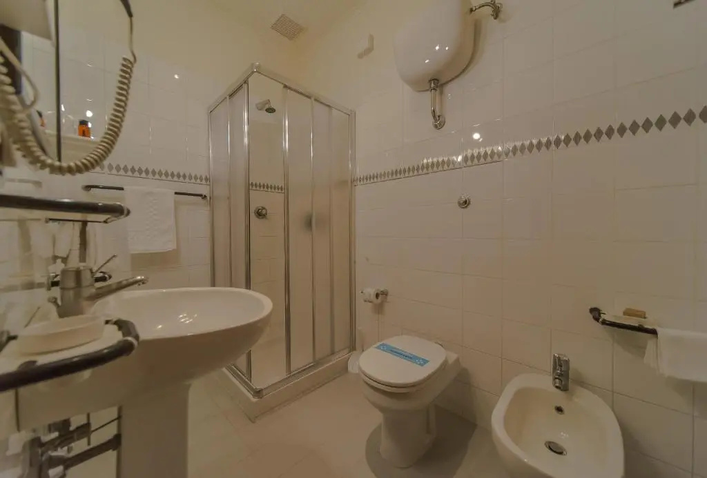 Economy room