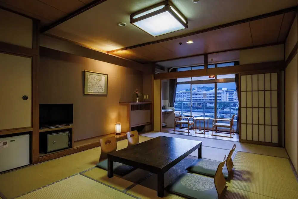 Biwako Grand Hotel - Chambres