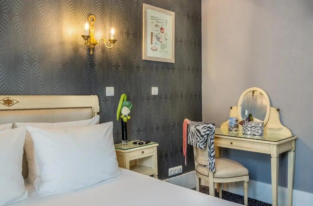 Hotel London 76