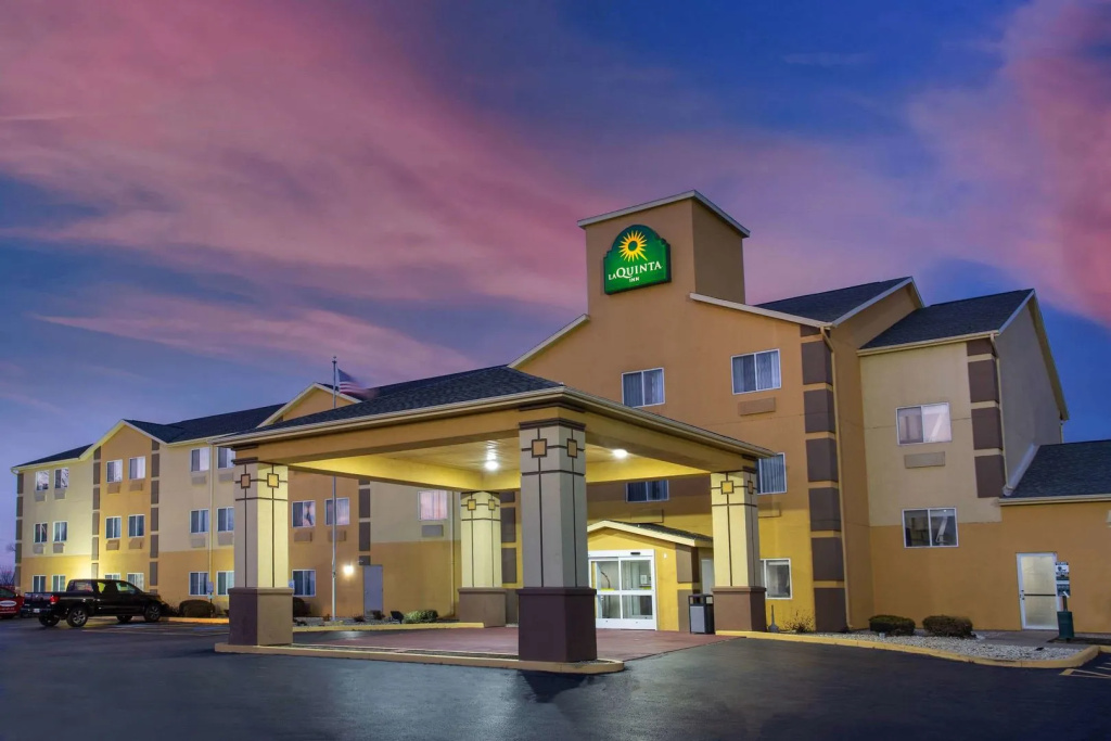 La Quinta Inn & Suites by Wyndham Peru Starved Rock St Park