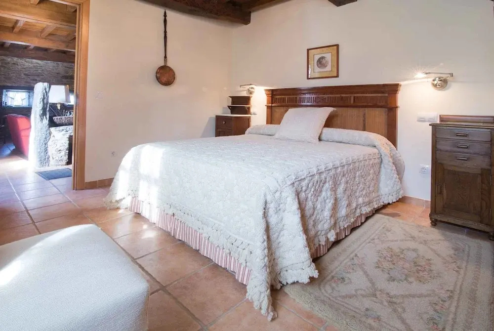 Standard Double Basement room (full double bed)