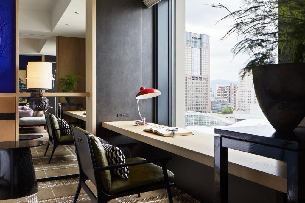 Двухместный люкс с видом на город двуспальная кровать в Hyatt Centric Kanazawa