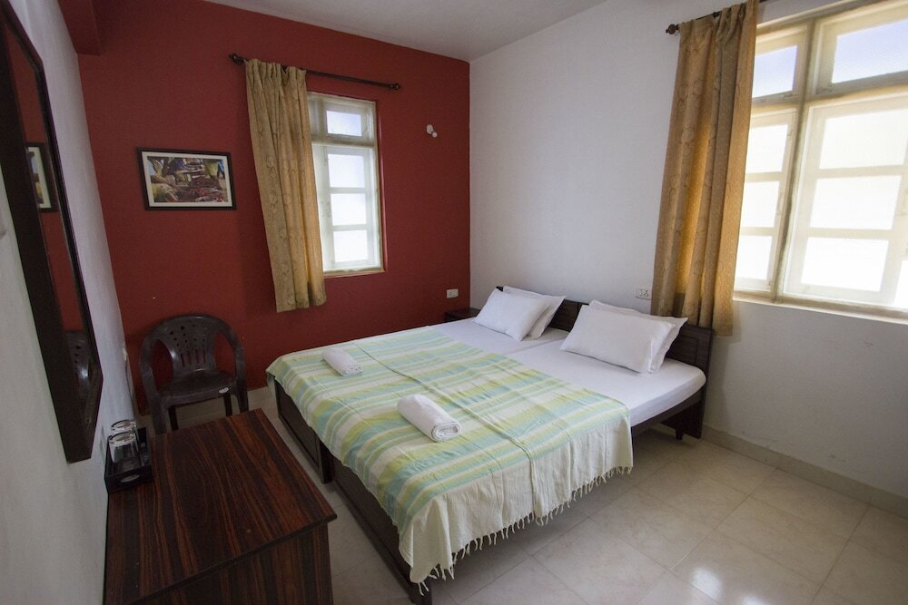 Veeniola Holiday Home