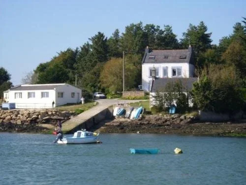 Beach & Waterfront